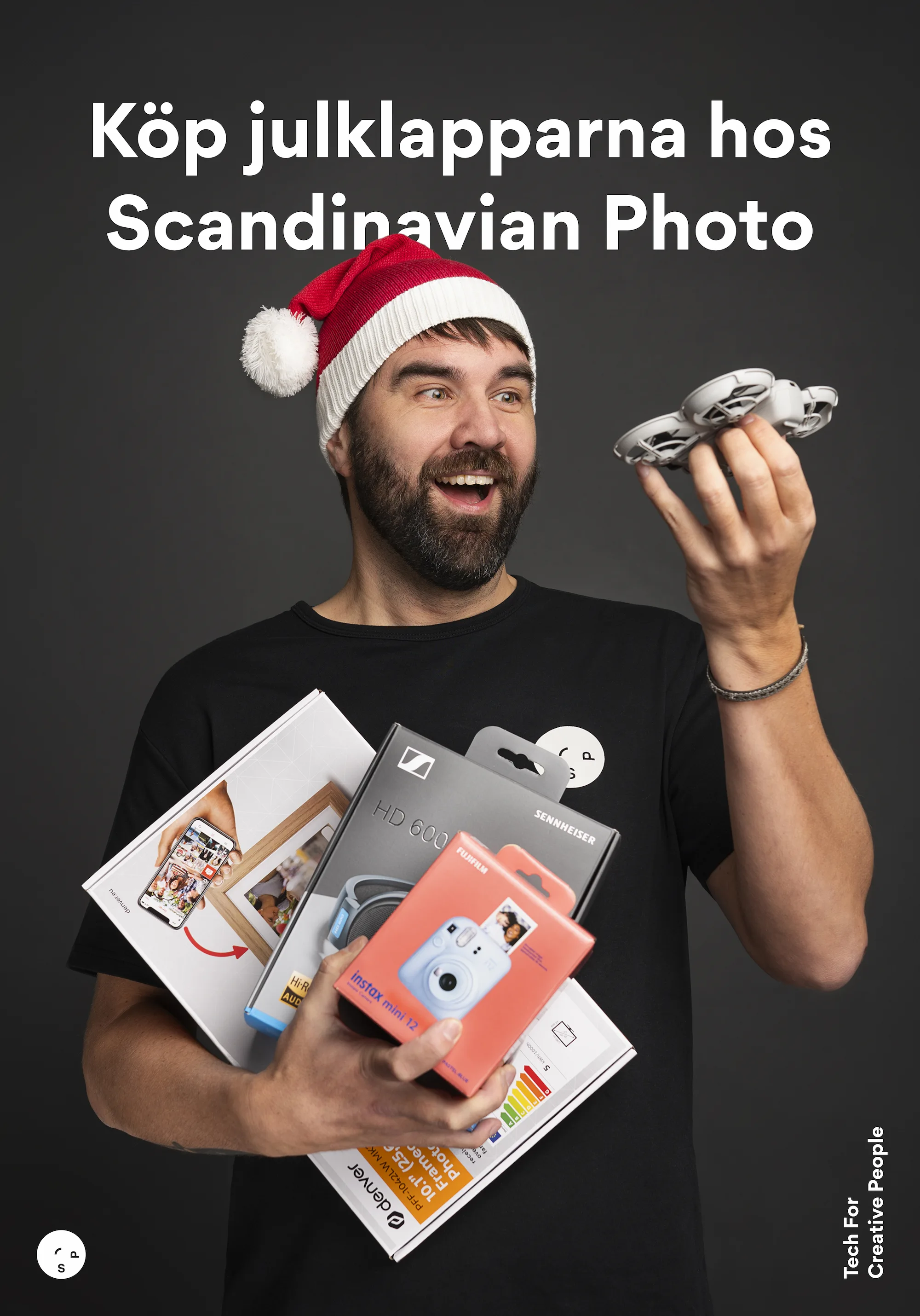 Christmas campaign for Scandinavian Photo featuring gift ideas for creators.
