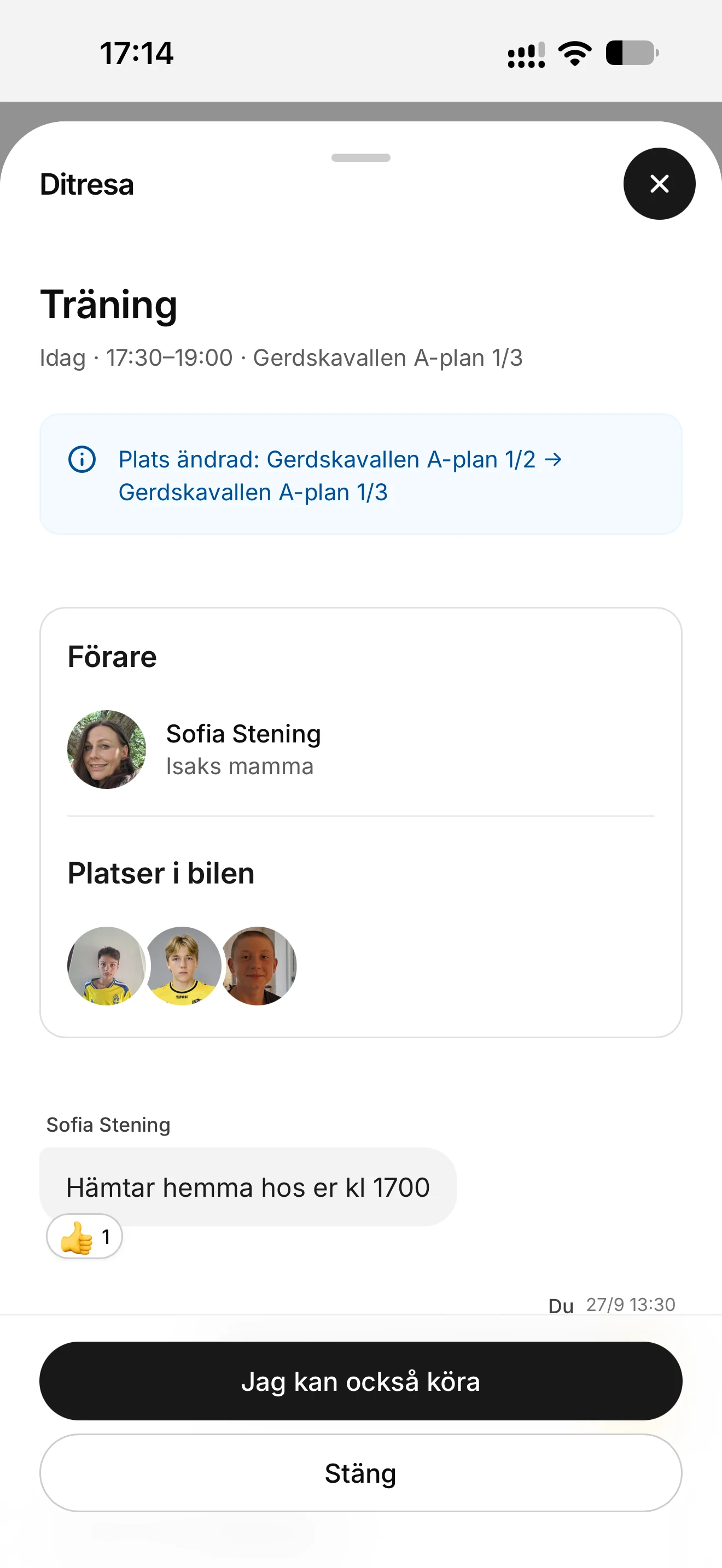 Detaljvy för en ditresa i Vem kör? med förare, bokade passagerare och meddelande om hämtning.
